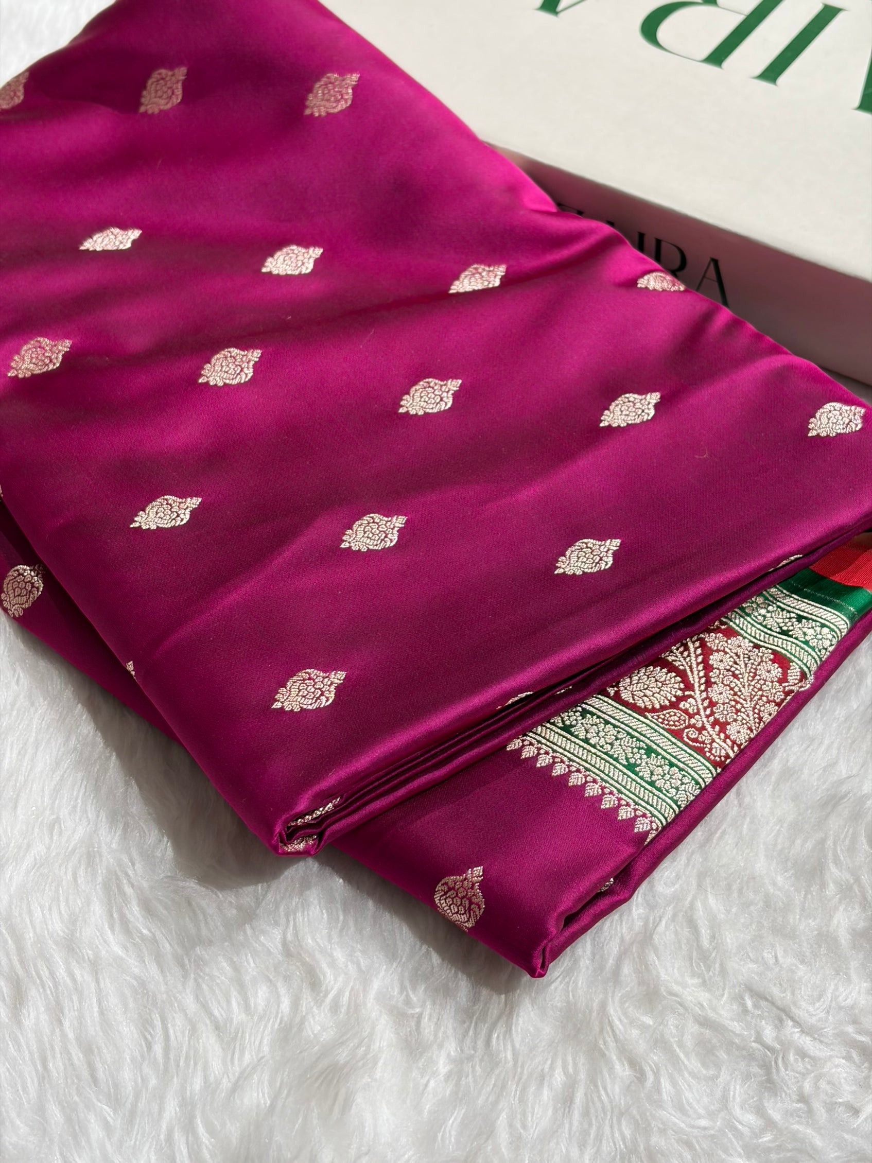 Banarasi Wine With Contrast Red Floral Border Mashru Silk Saree MSM-101
