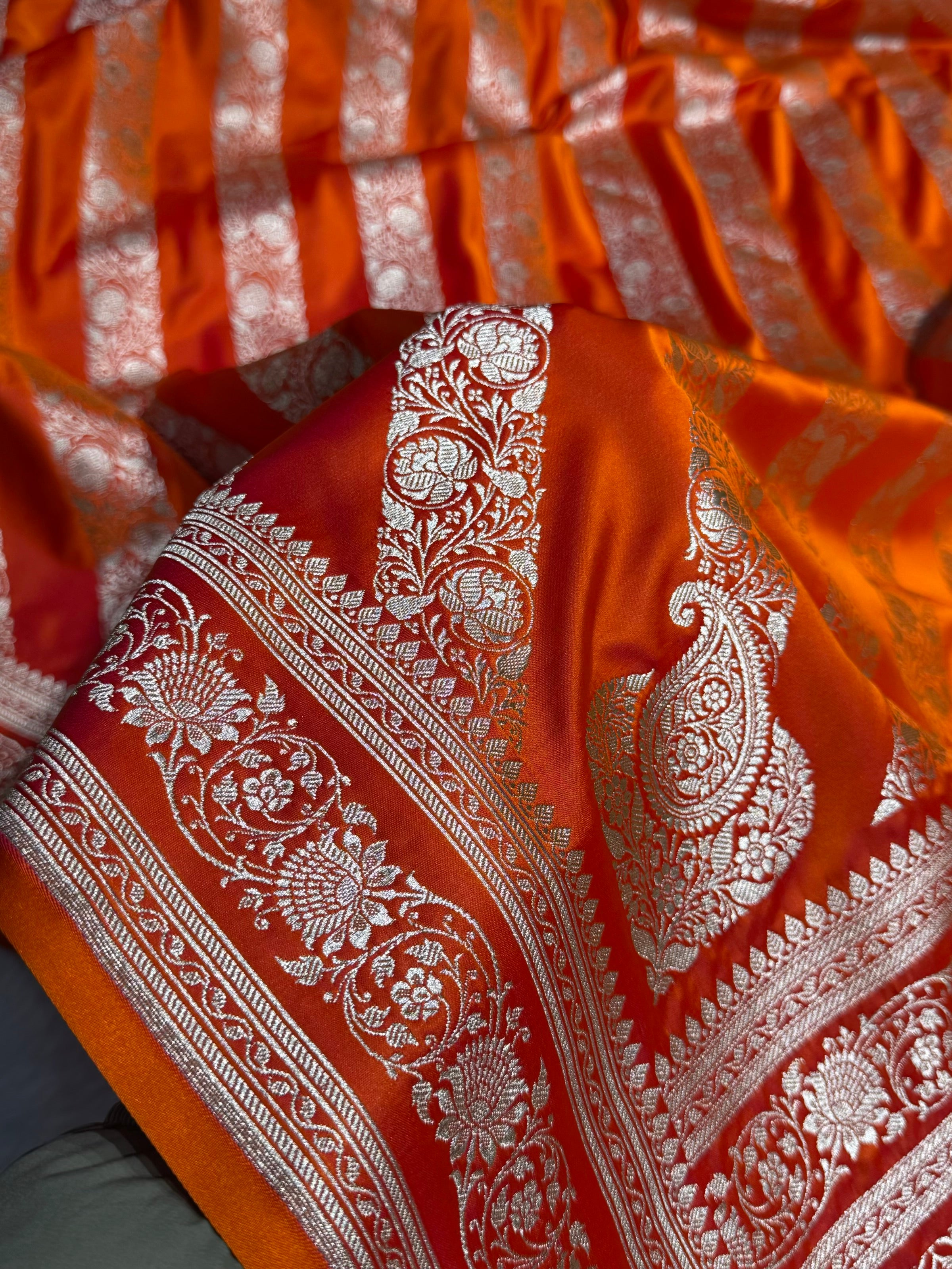 Orange Shades Banarasi Cross Pattern Floral Mashru Silk Saree MSM-102