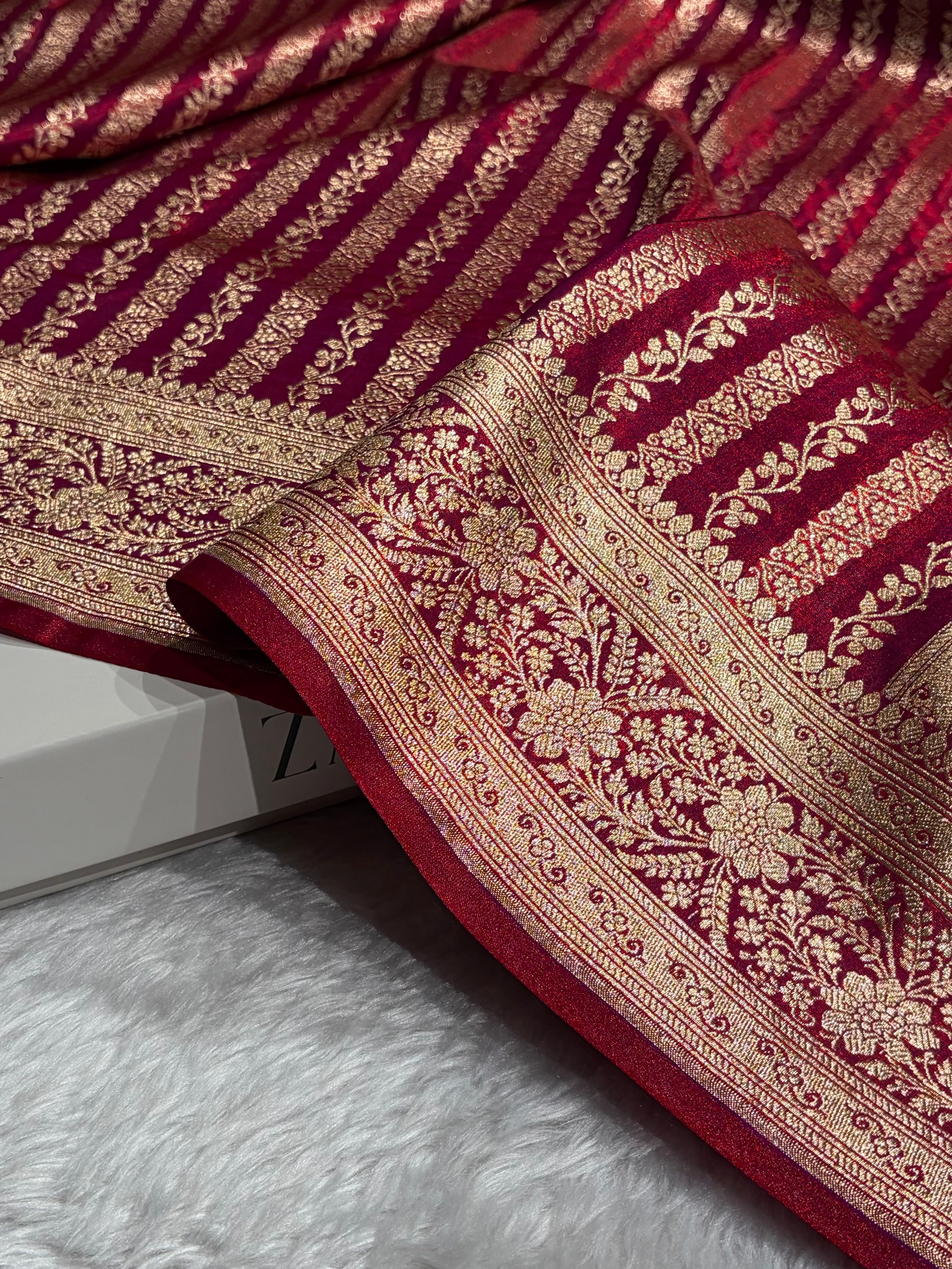 Reddish Magenta Shades Stripe Pattern Banarasi Satin Silk Saree SS46