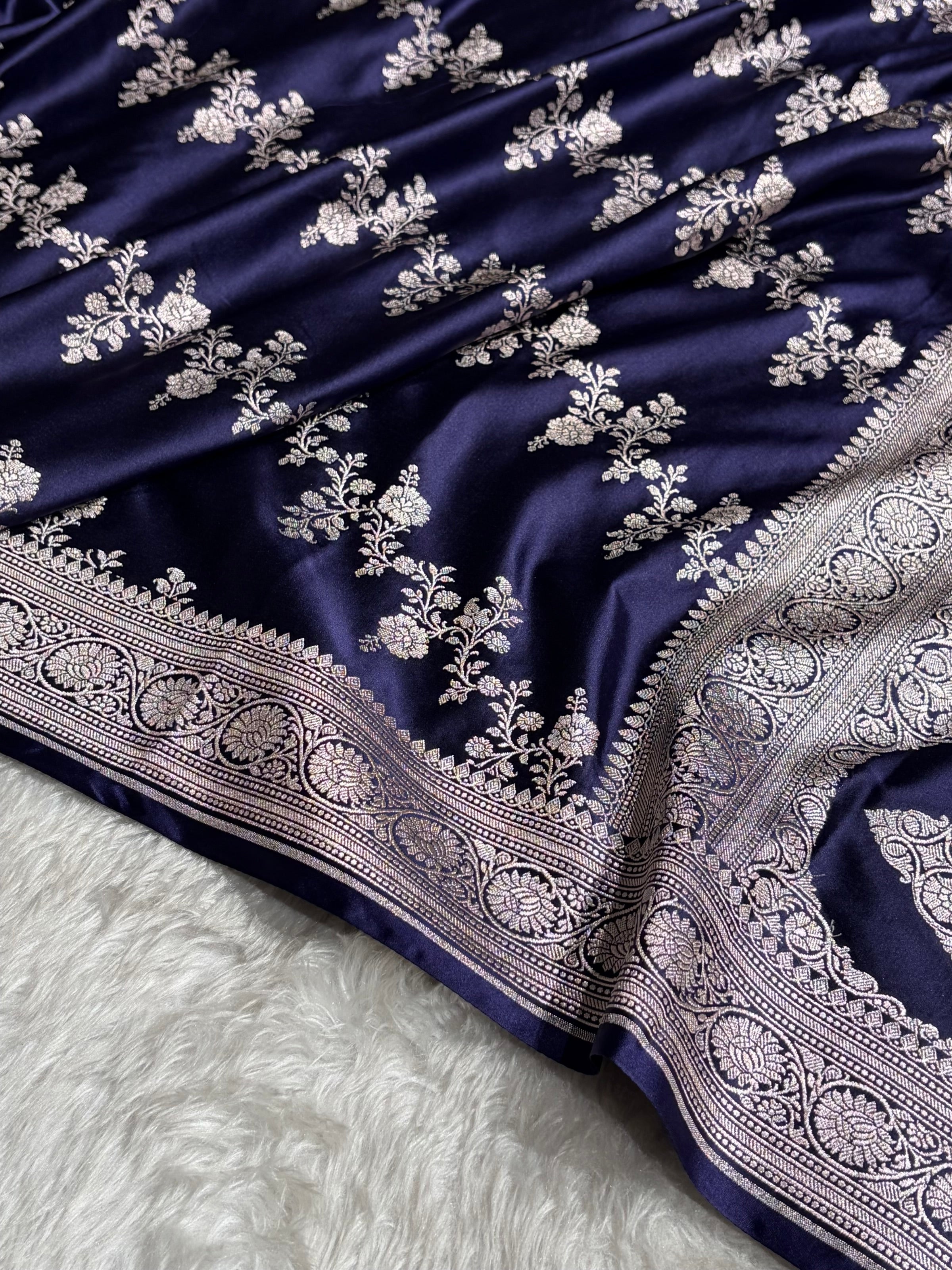 Navy Blue Shades Banarasi Cross Mashru Silk Saree