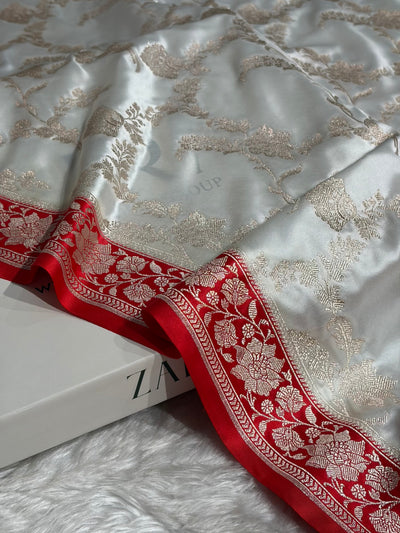 Contrast White / Red Shades Jaal Mashru Silk Saree MCS48