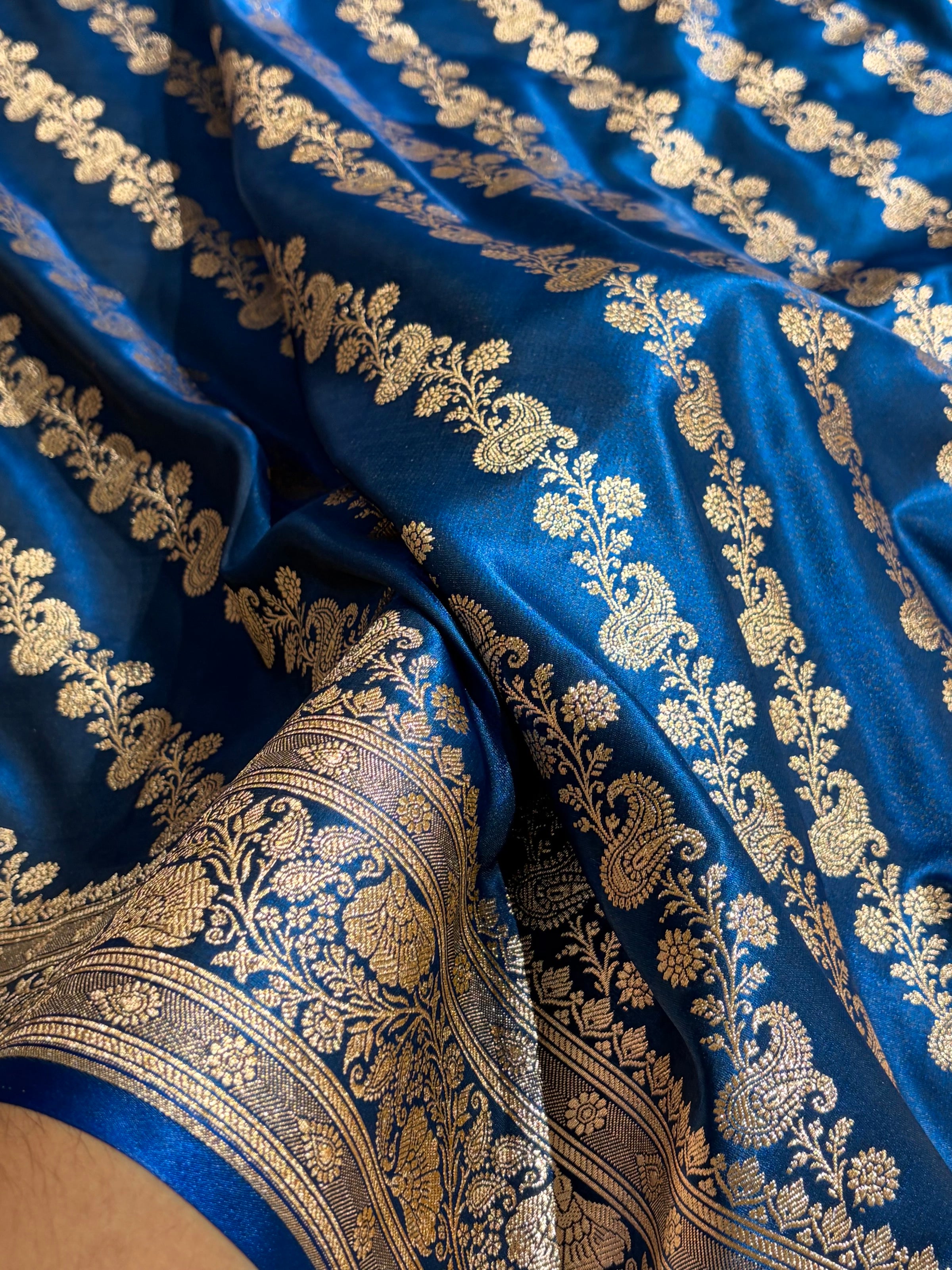 Banarasi German Blue Shades Cross Pattern Banarasi Satin Silk Saree SS51