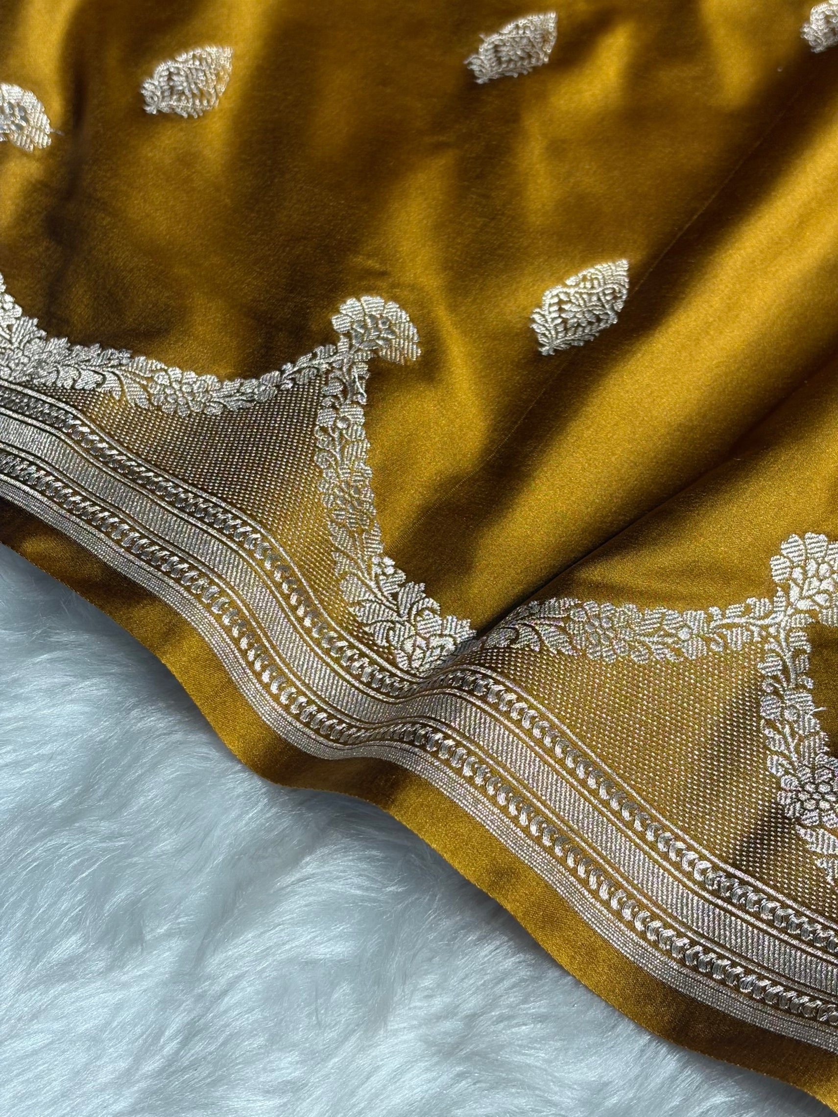 Mustard Scallop Mashru Silk Saree