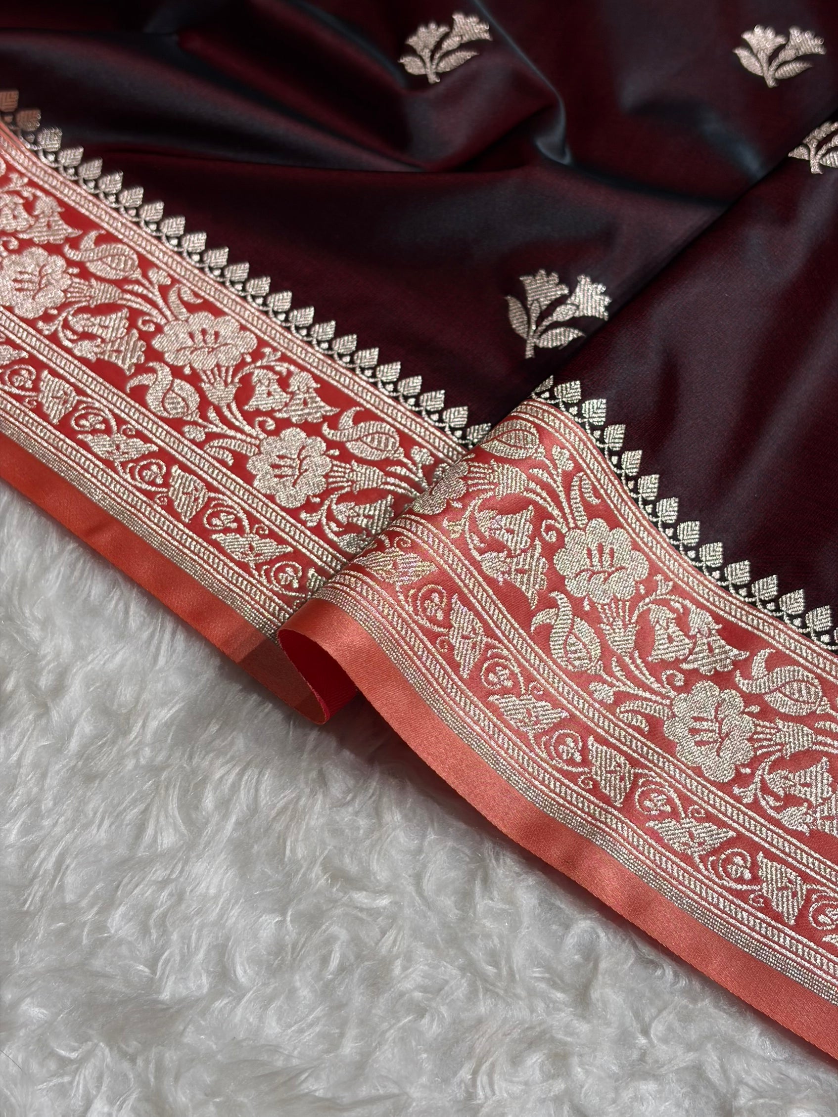 Contrast Garnet / Peach Shades Banarasi Booti Pattern Mashru Silk Saree MSM-138