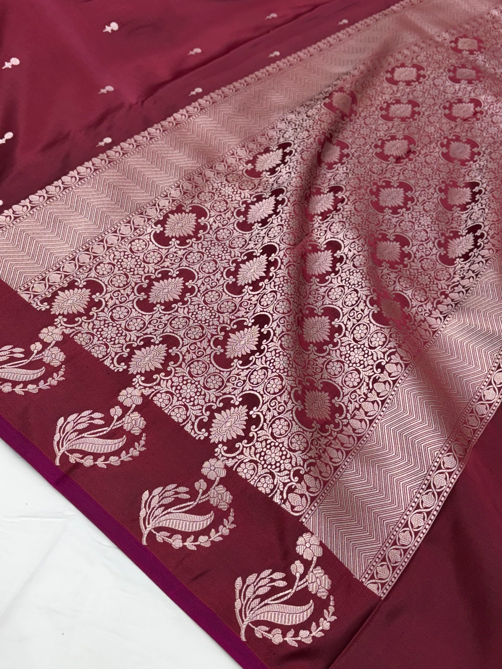 Rusty Mauve Shade With Booti Pattern Mashru Silk Saree