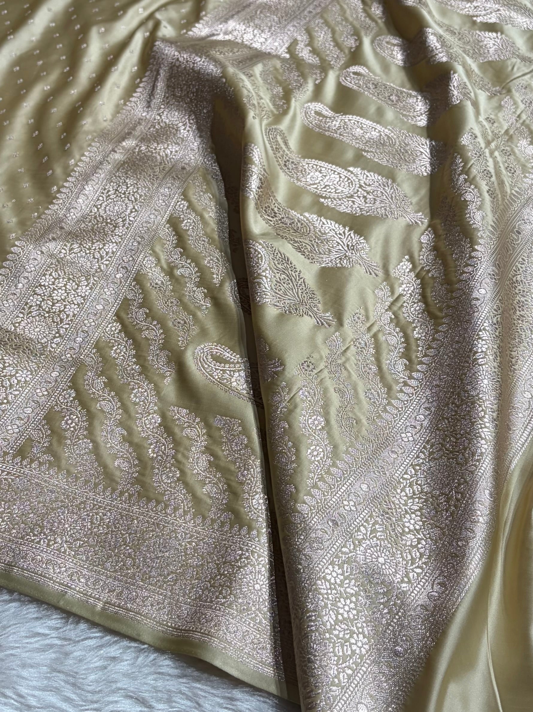 Light Pista Shades Banarasi With Floral Booti Pattern Mashru Silk Saree MSM-133
