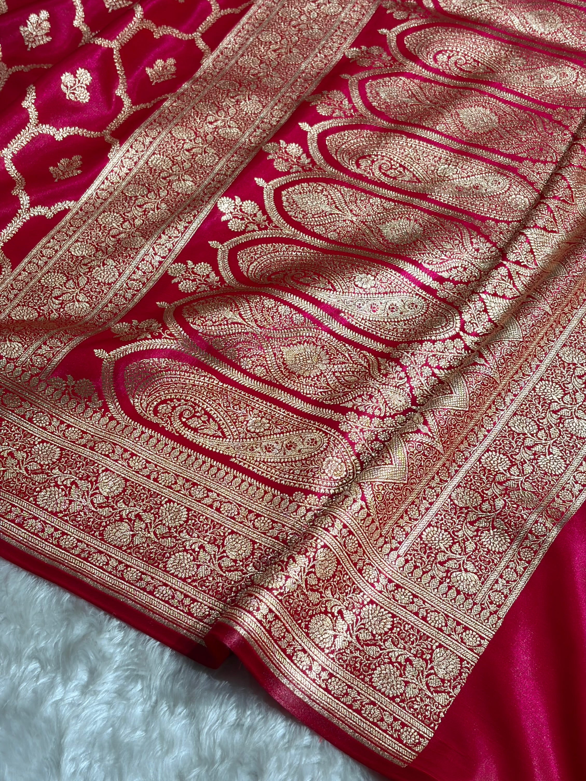 Cross Rani Shades Jaal Pattern Banarasi Satin Silk Saree SS57