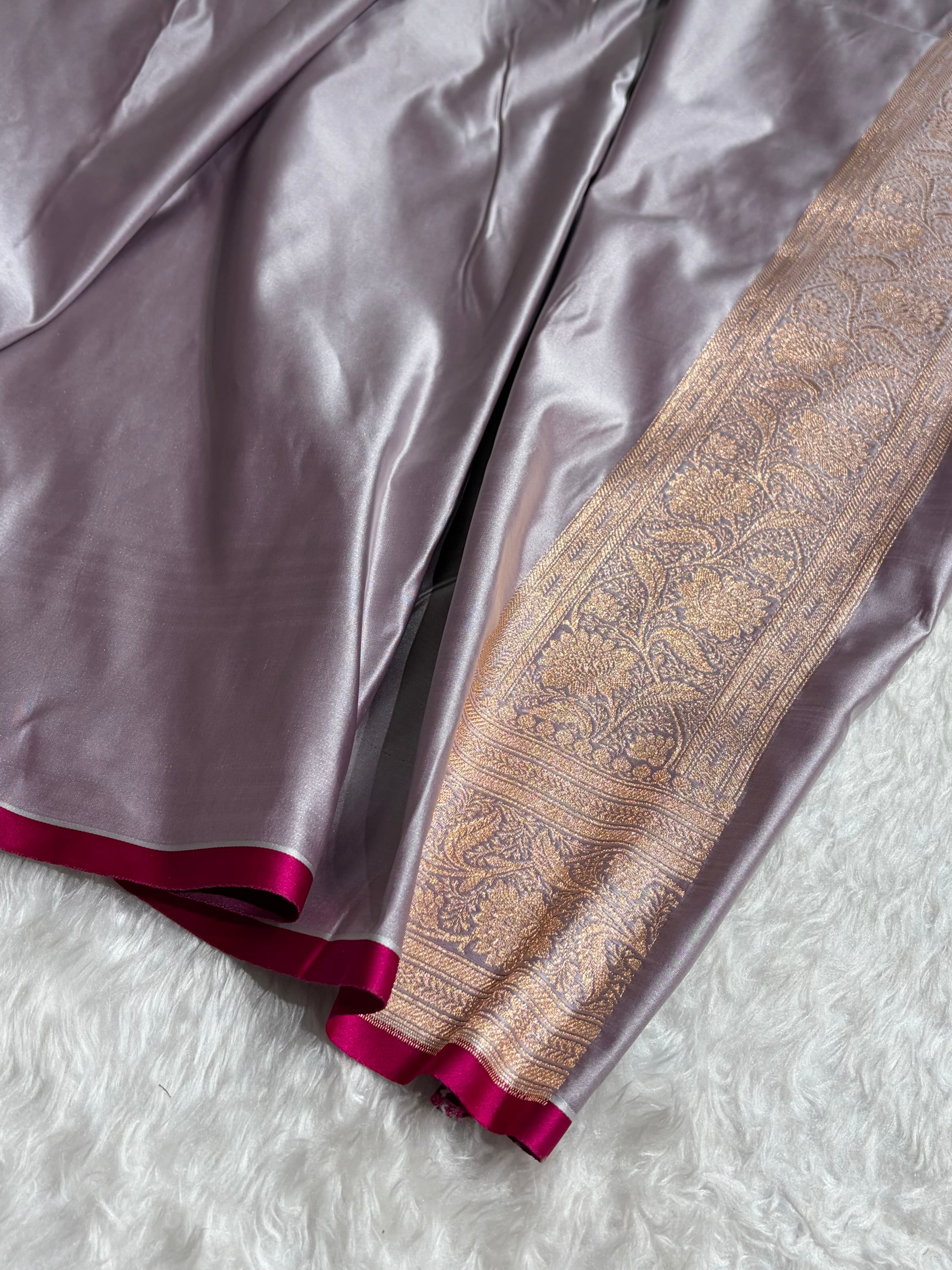 Banarasi Grape Booti Katan Silk Saree SK08