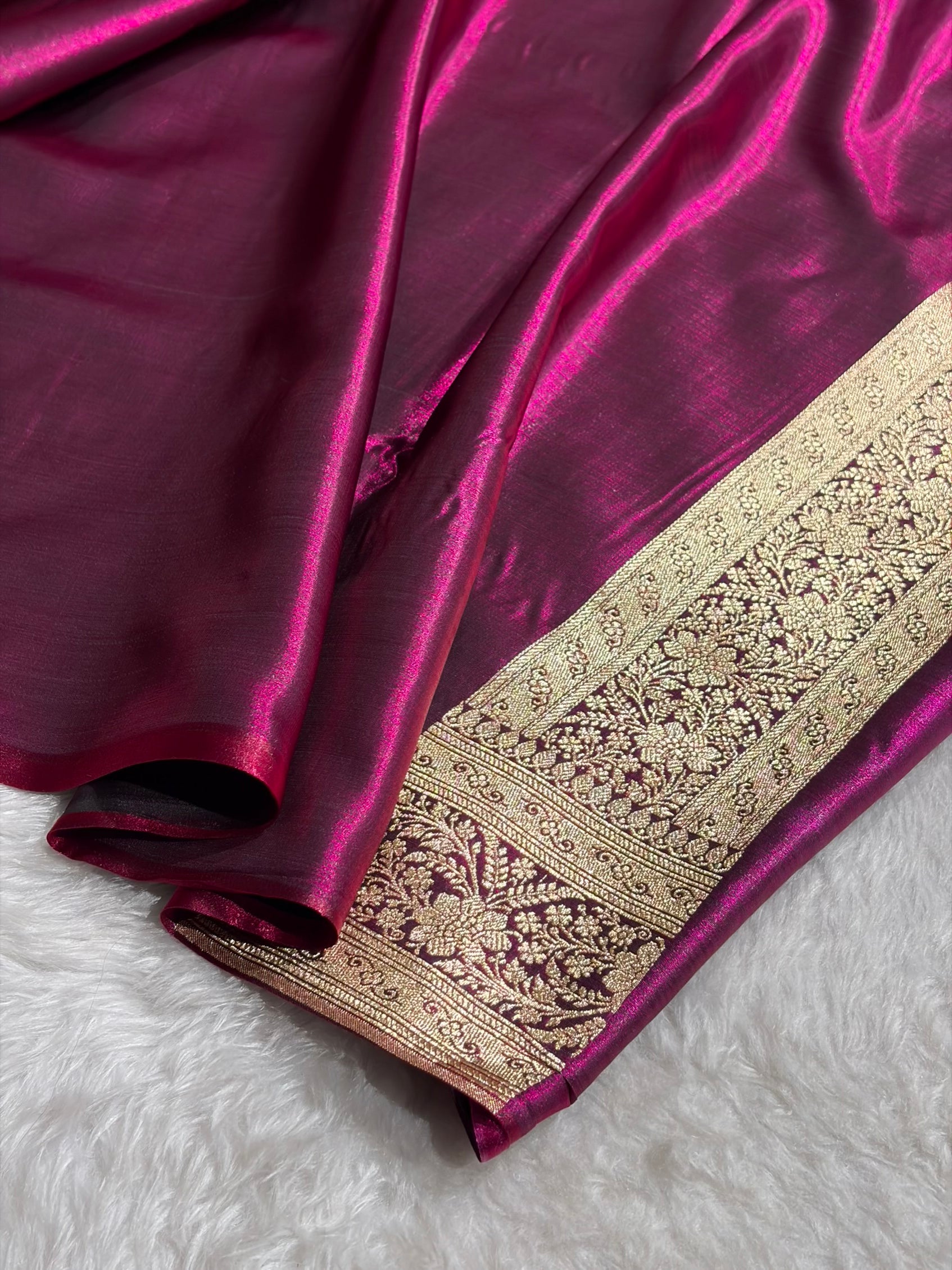 Wine Shades Stripe Pattern Banarasi Satin Silk Saree SS46