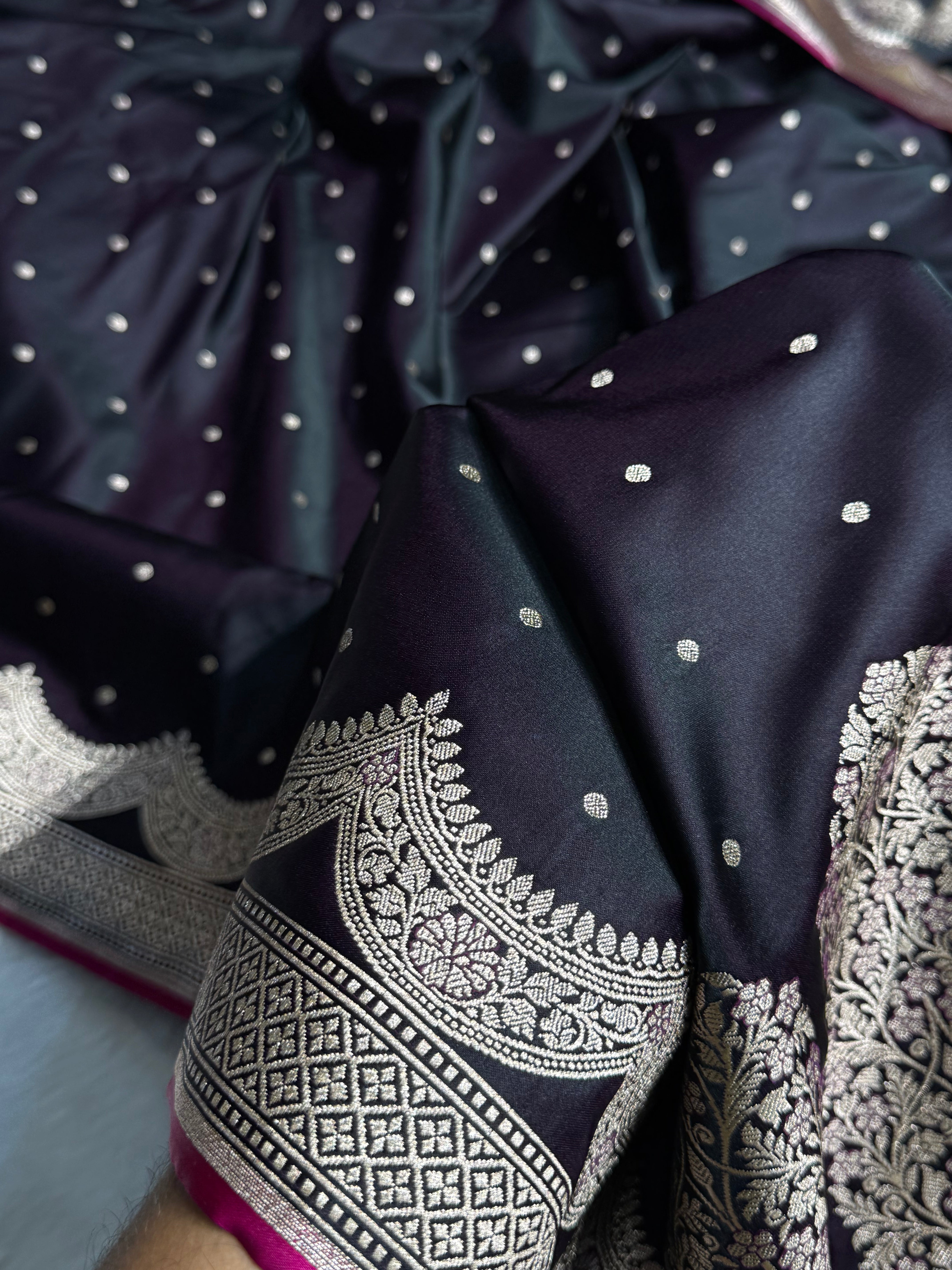 Dark Purple Shades Scallop Motif Booti Mashru Silk Saree MSM-56