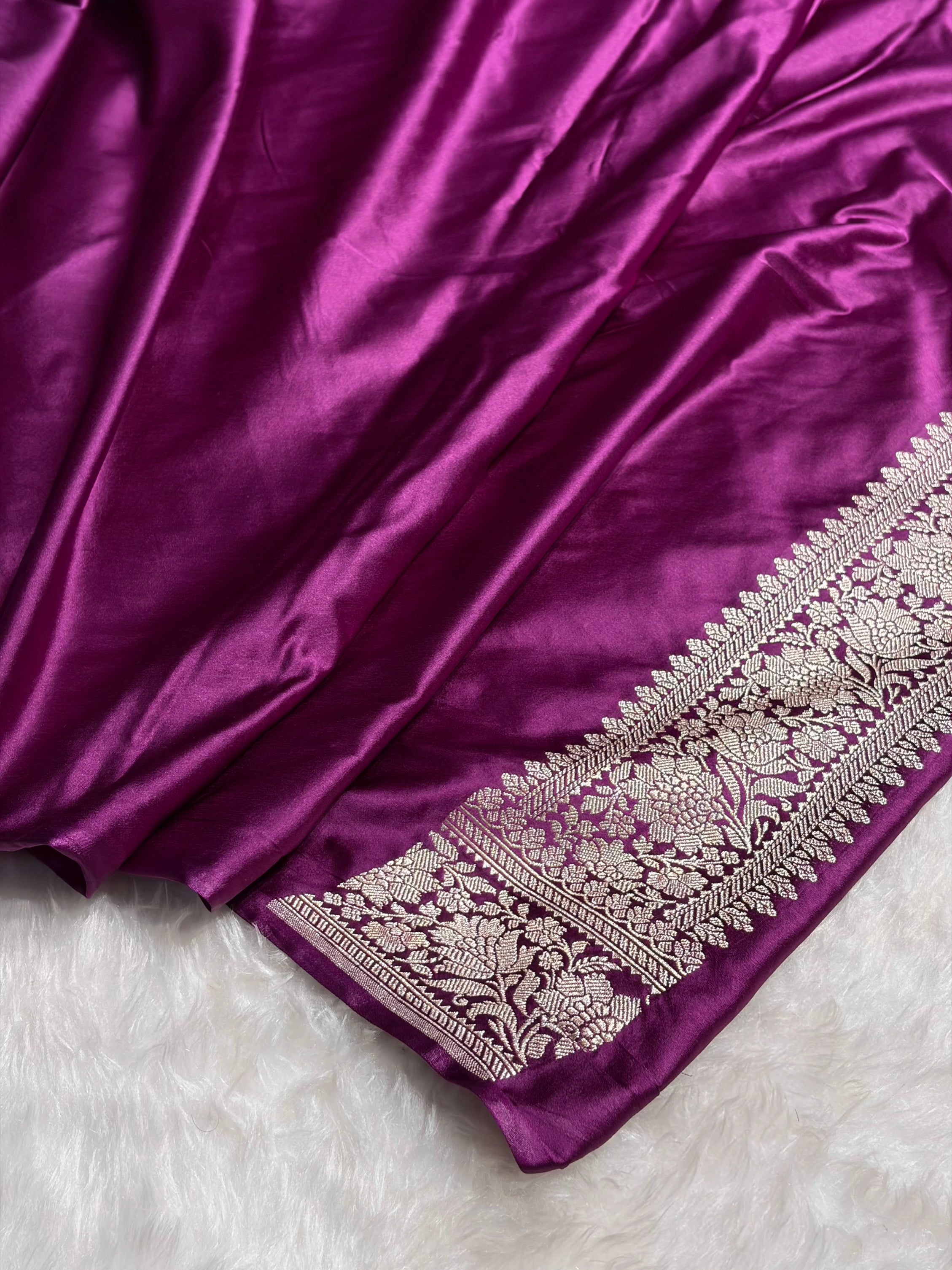 Wine Shades Border Booti Mashru Silk Saree MS77