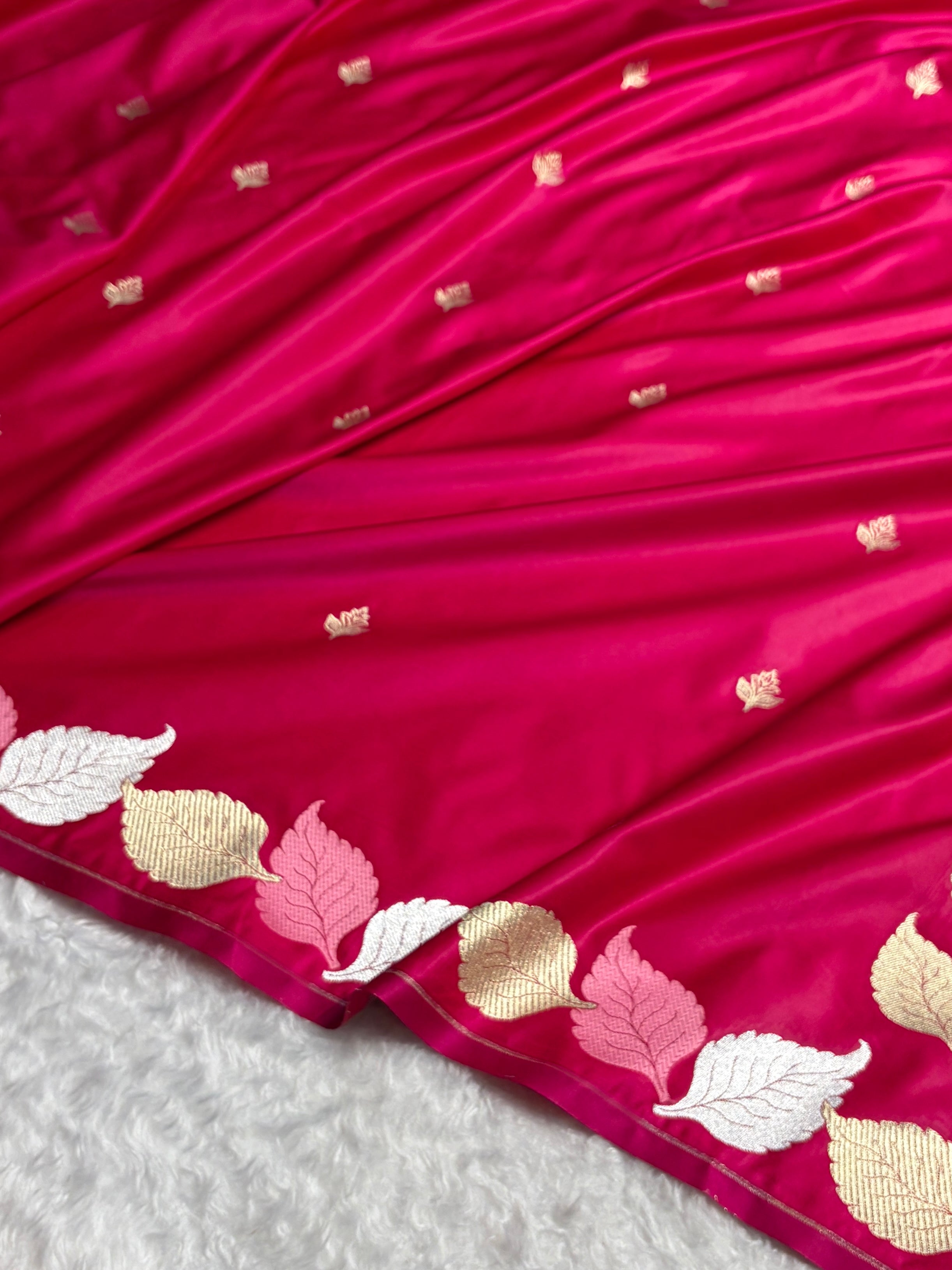 Rani Pink Shades Banarasi Booti Pattern Mashru Silk Saree MSM-136
