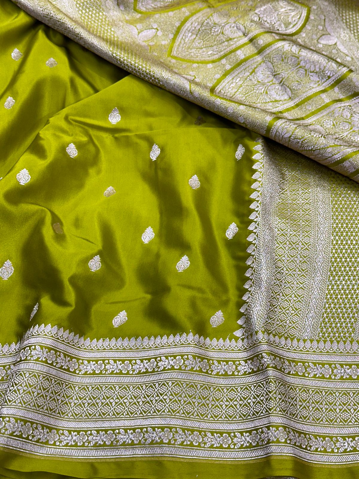 Light Mehandi Green Mashru Silk Saree