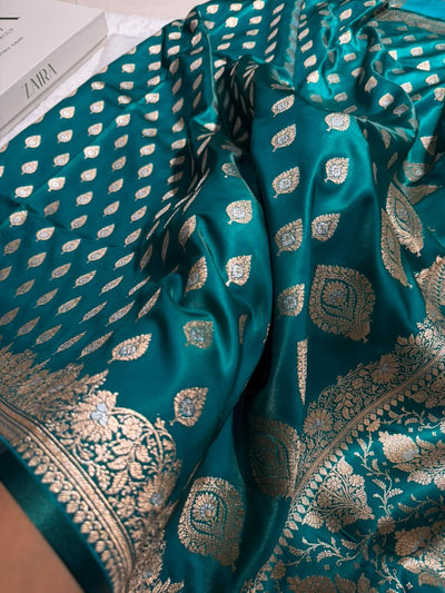Banarasi Rama Green Shades Minakari Booti Pattern Banarasi Satin Silk Saree SS60
