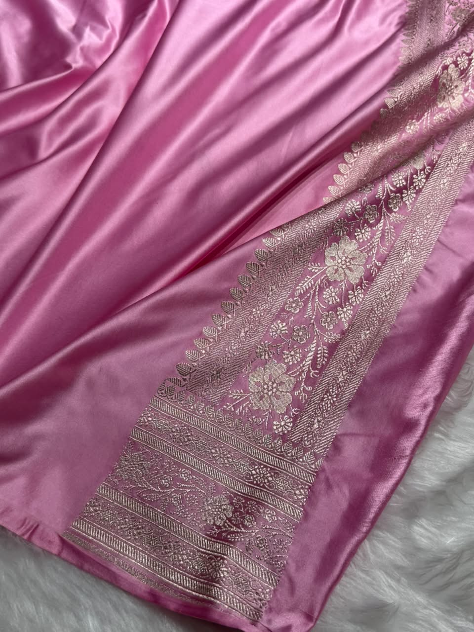 Baby Pink Shade With Polka Dota  Booti MCS107