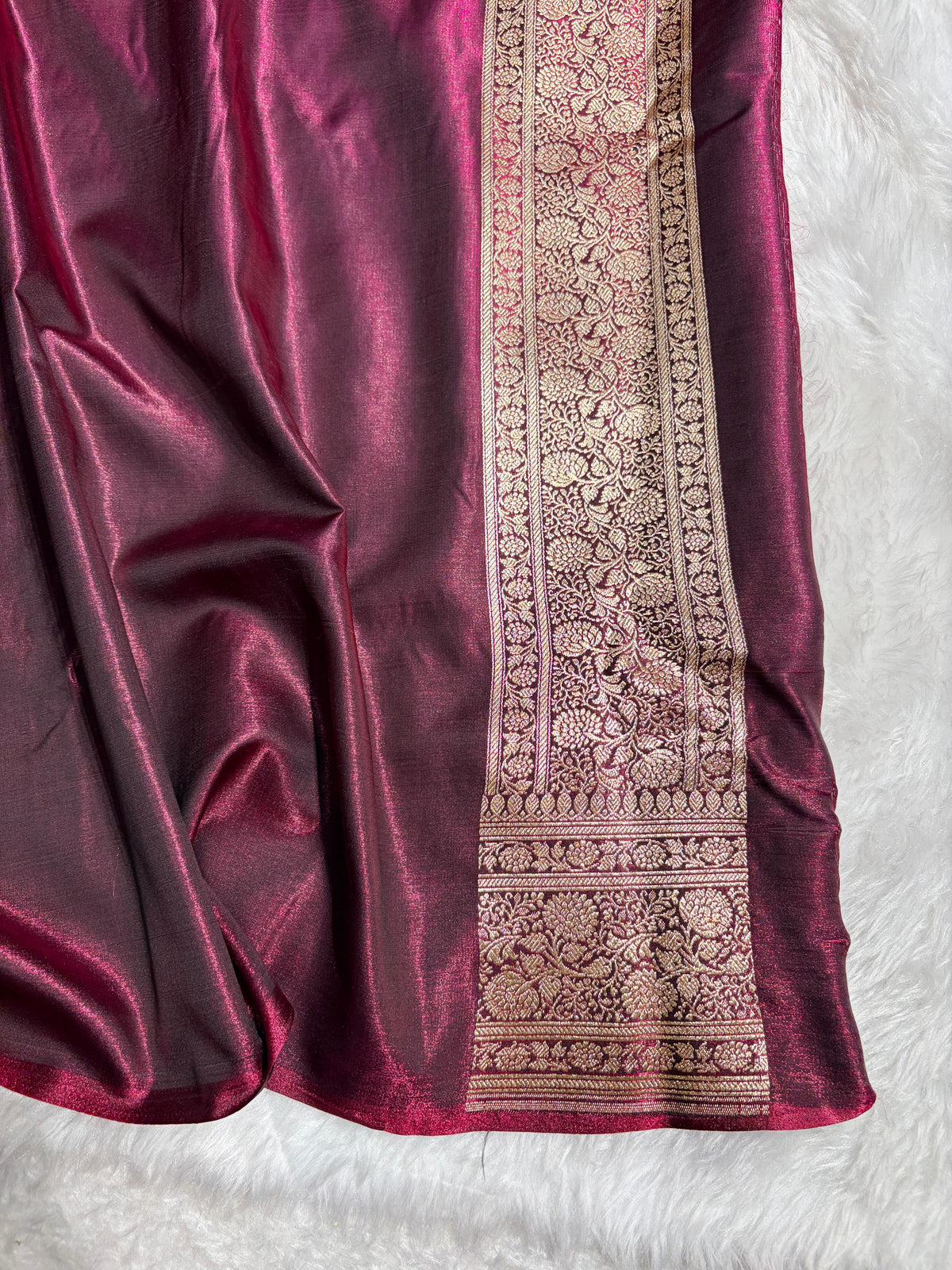 Deep Wine Shades Jaal Pattern Banarasi Satin Silk Saree SS57