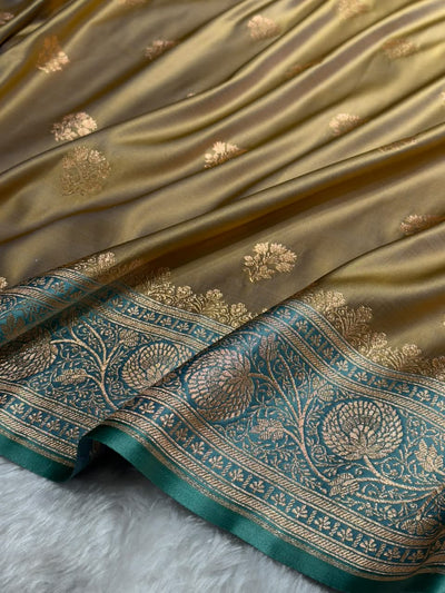 Dusty Mahendi and Sea Green contarst- Banarasi Boota Katan Silk Saree SKM29