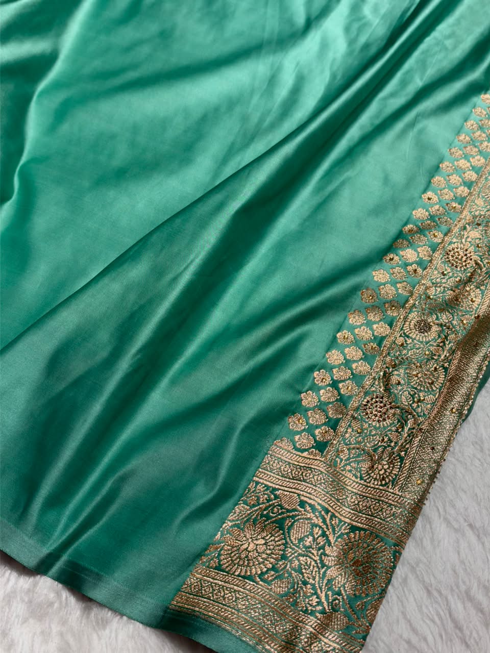 Banarasi Satin Katan With Ari Stone Work Saree in Contrast Dark Lavender / Turquoise Shade BSK132