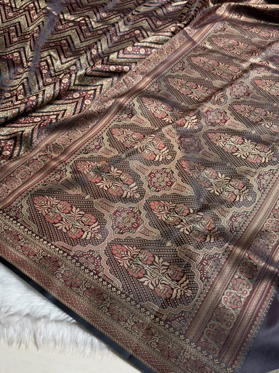Black Jamawar Tanchoi With Minakari Jaal Katan Silk Saree SKTM-26