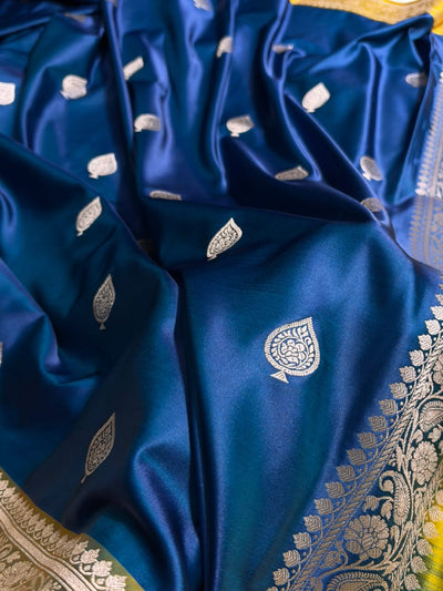 Contrast Navy Blue  / Mustard Yellow Shade Banarasi Booti Pattern Mashru Silk Saree MSM-140