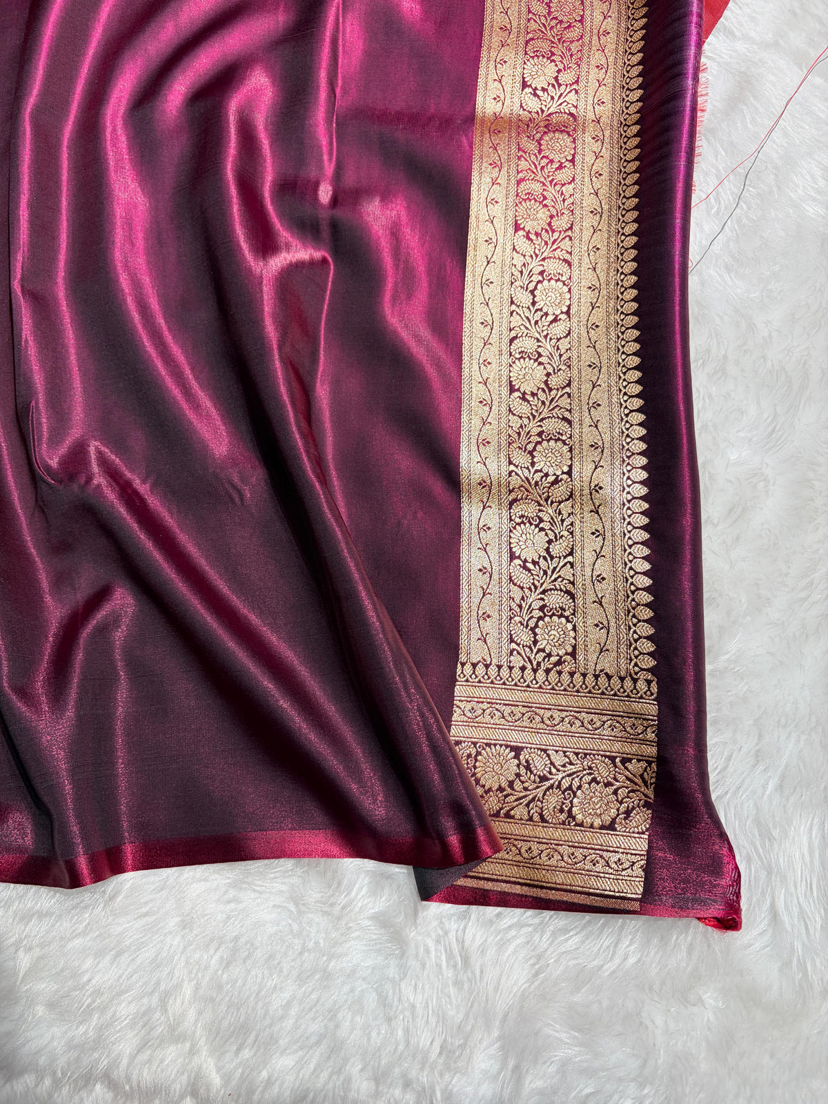 Banarasi Dark Wine Shades Booti Pattern Banarasi Satin Silk Saree SS64