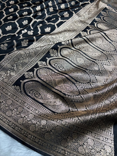 Black Shades Jaal Pattern Banarasi Satin Silk Saree SS57
