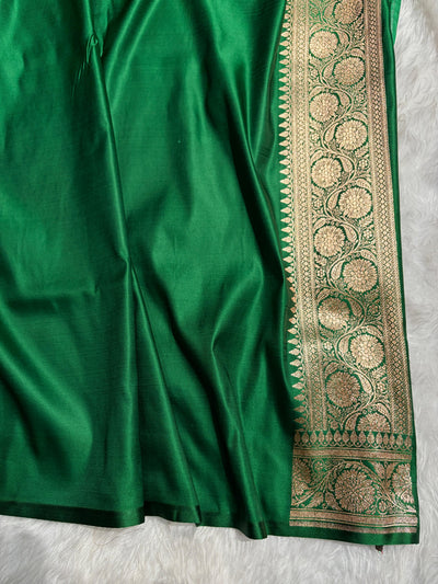 Banarasi Satin Katan Saree in Contrast Wine / Green Shades SK158