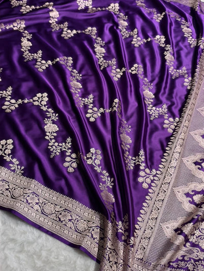 Traditional Banarasi Floral Cross Pattern in Purple Shades Floral Mashru Silk Saree MCS110