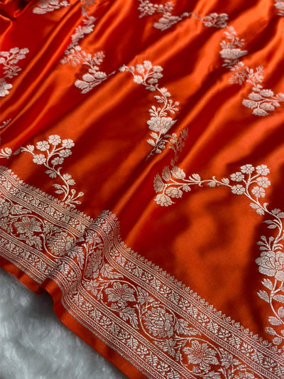 Traditional Banarasi Floral Cross Pattern in Orange Shades Floral Mashru Silk Saree MCS110