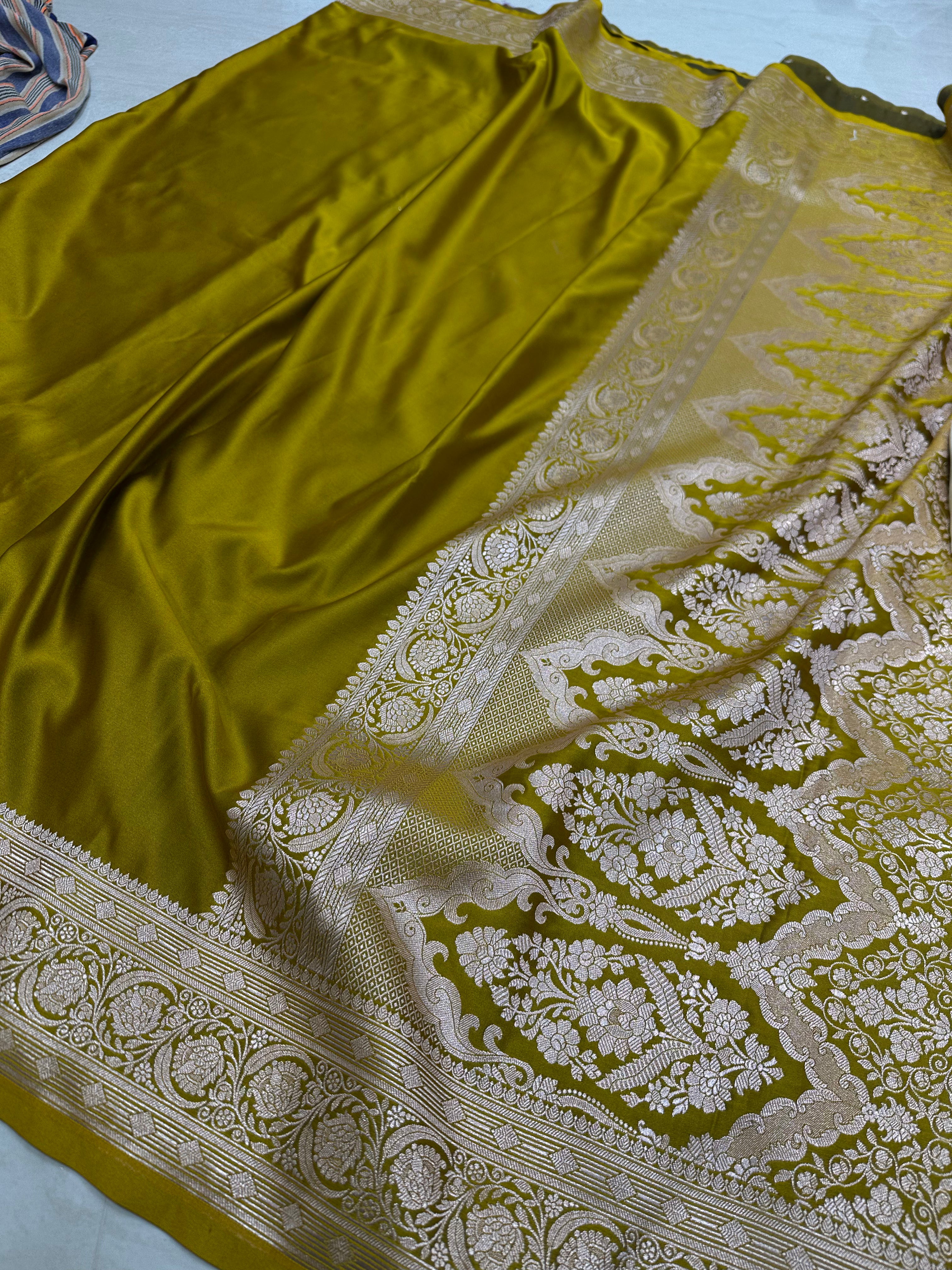 Mehendi green Mashru Plain silk