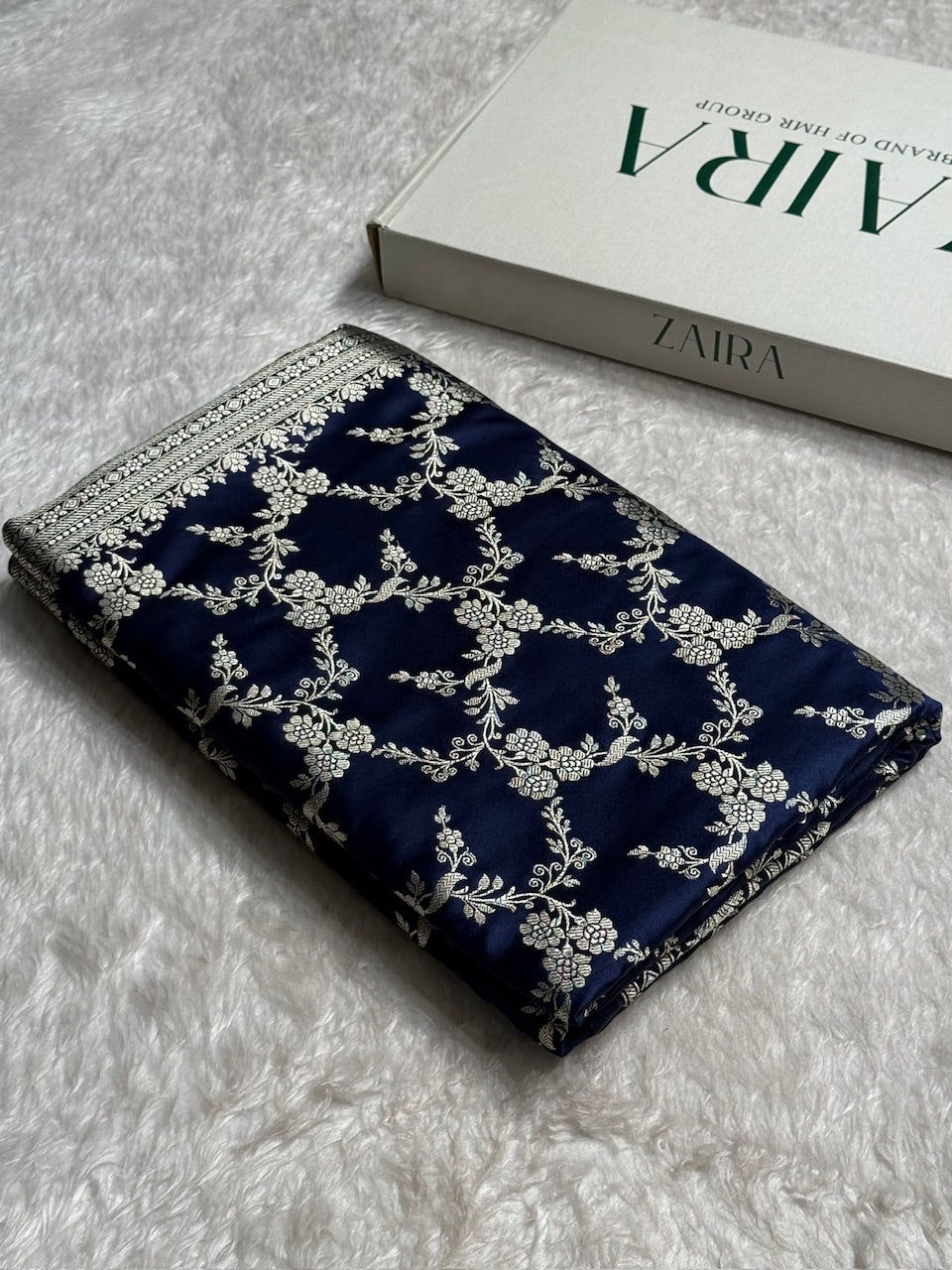 Navy Blue Jaal Pattern Mashru Silk Saree