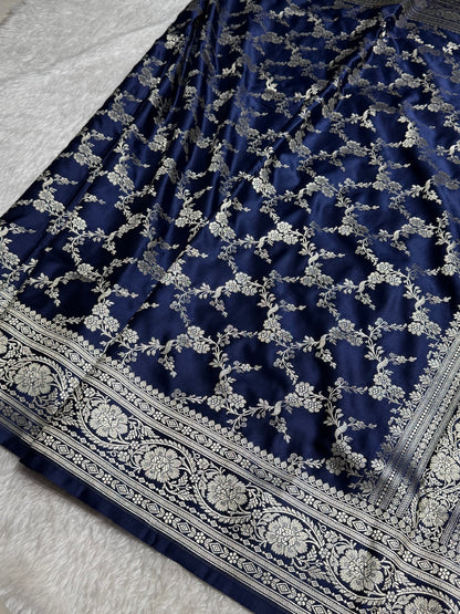 Navy Blue Jaal Pattern Mashru Silk Saree
