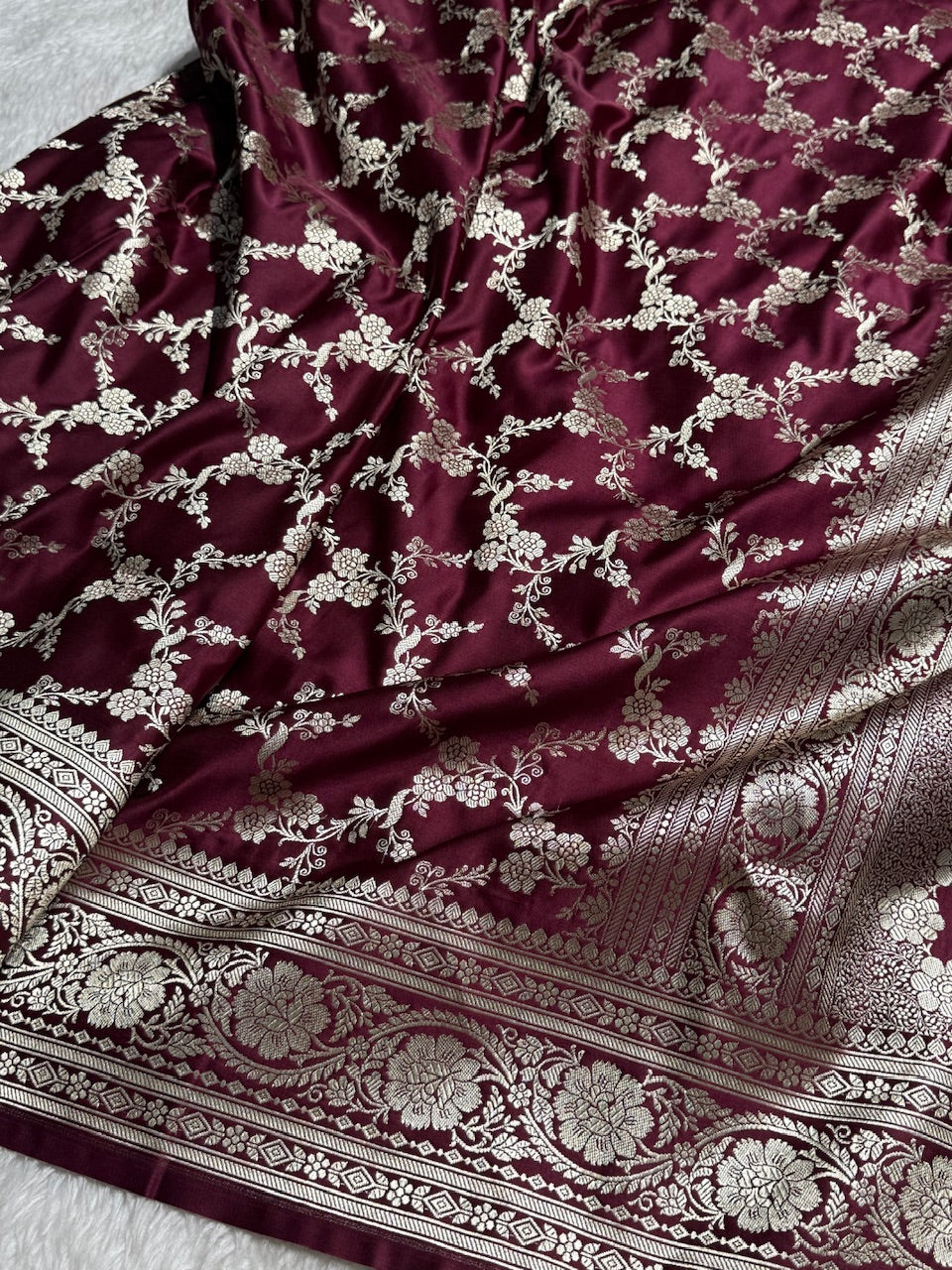 Garnet Jaal Pattern Mashru Silk Saree