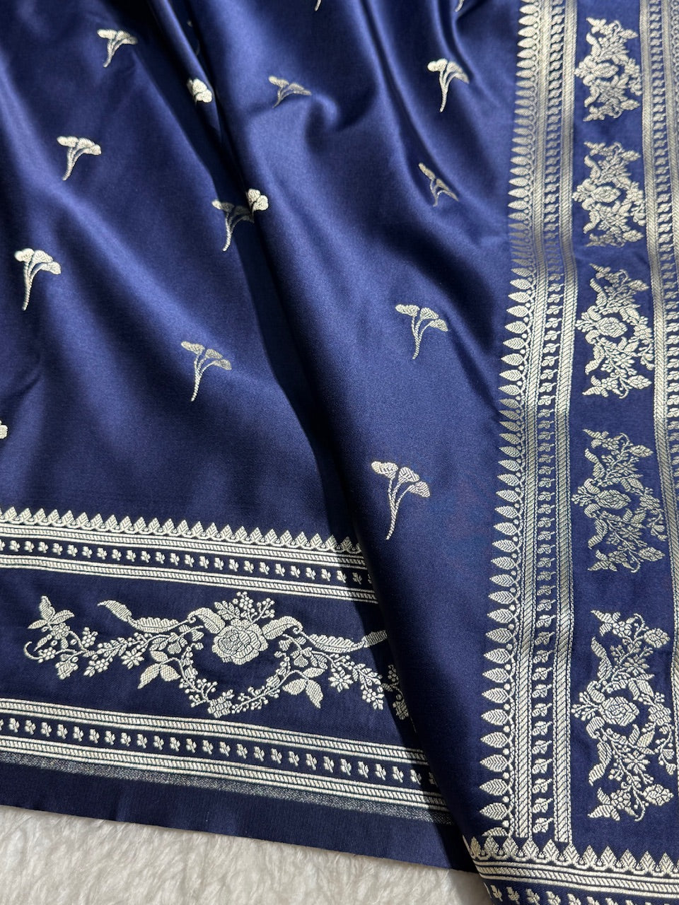 Navy Blue Floral Booti Mashru Silk Saree