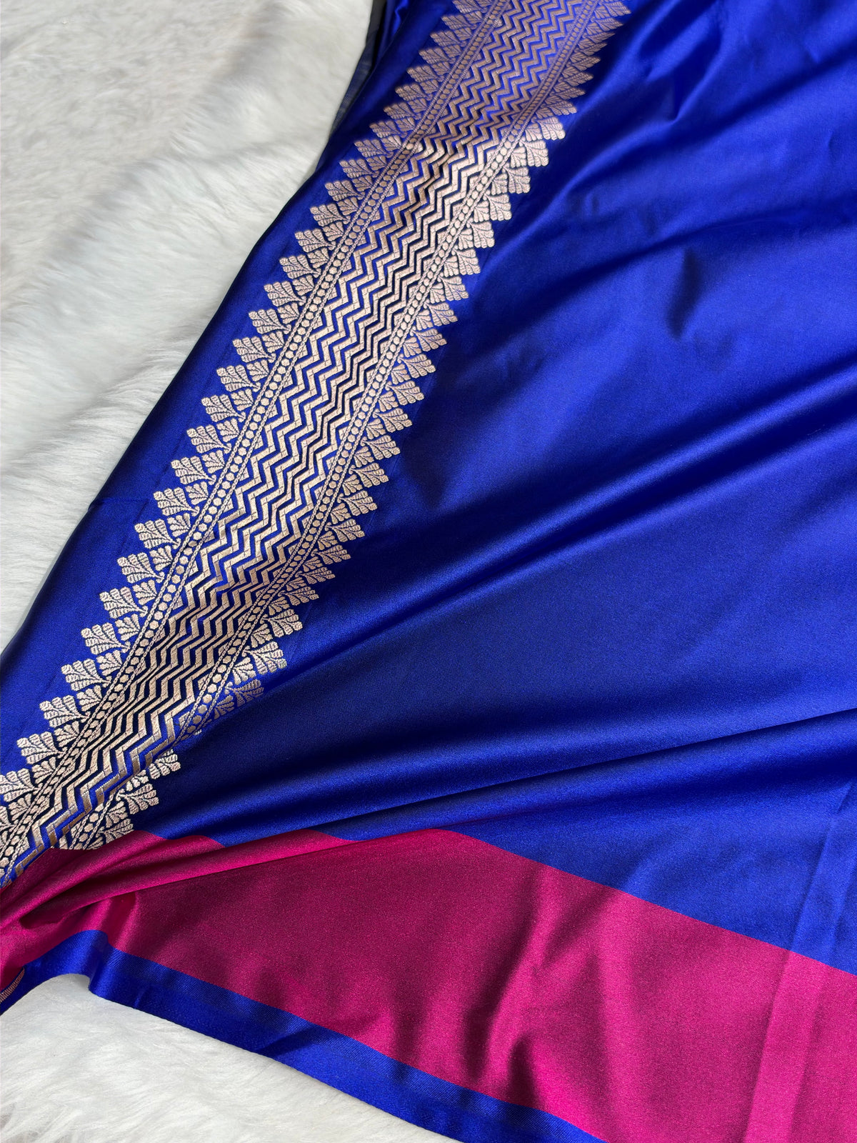 Royal Blue Saree With Rani Border in Floral Pattern Mashru Silk Saree MSM-145
