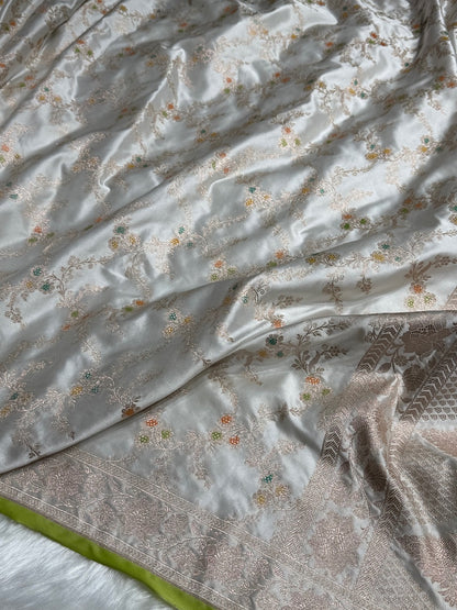 White Minakari with Pista Edge Jaal Pattern Mashru Silk Saree MS56