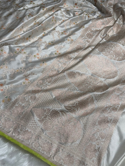 White Minakari with Pista Edge Jaal Pattern Mashru Silk Saree MS56