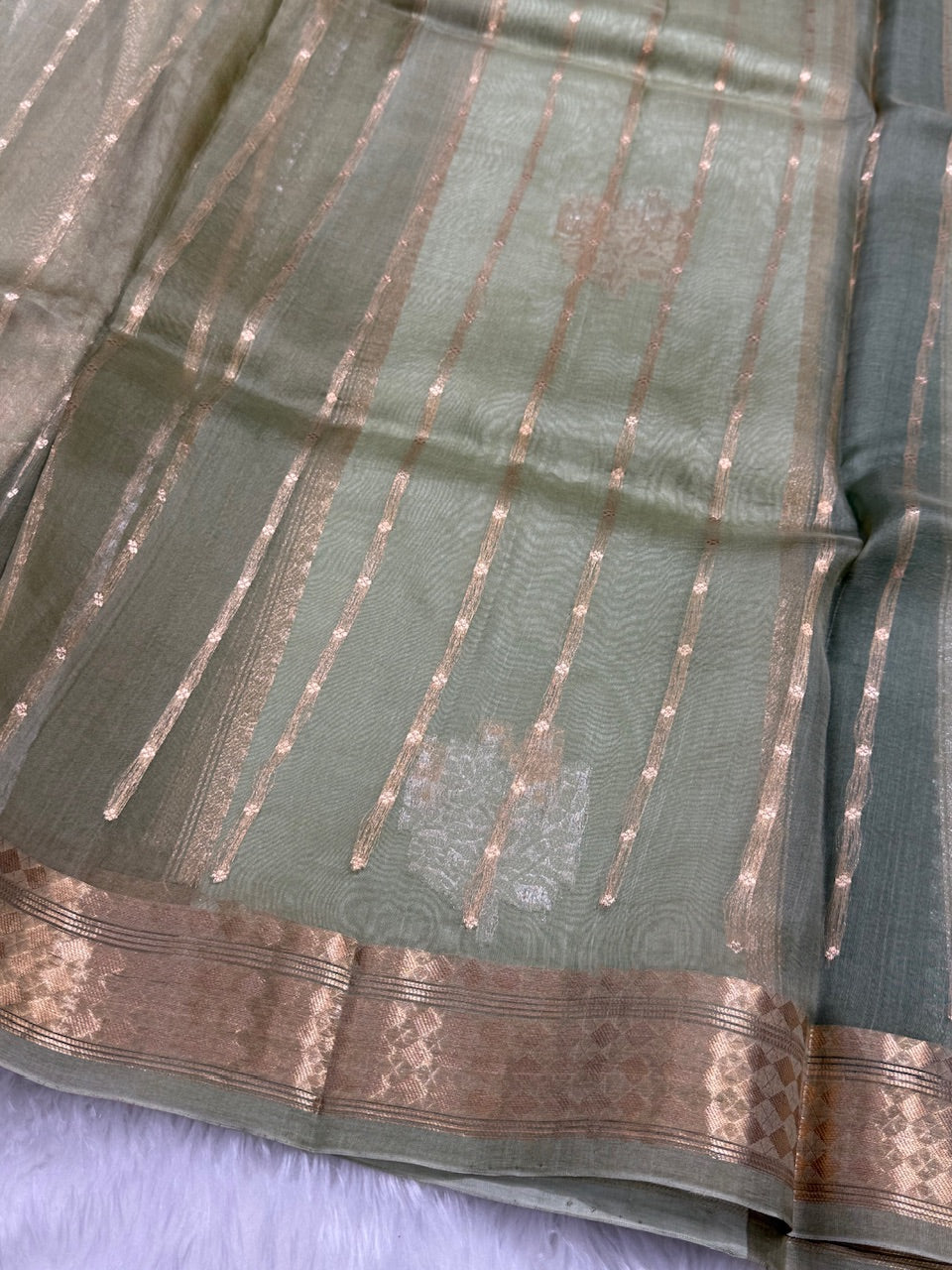 Forest Green Rangkat Handwoven Paper Mango Silk