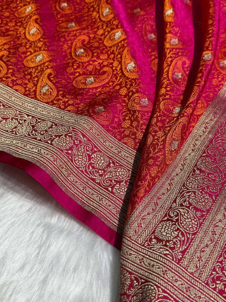 Rani with Gold Tanchoi Booti Katan Silk Saree SKTM-06