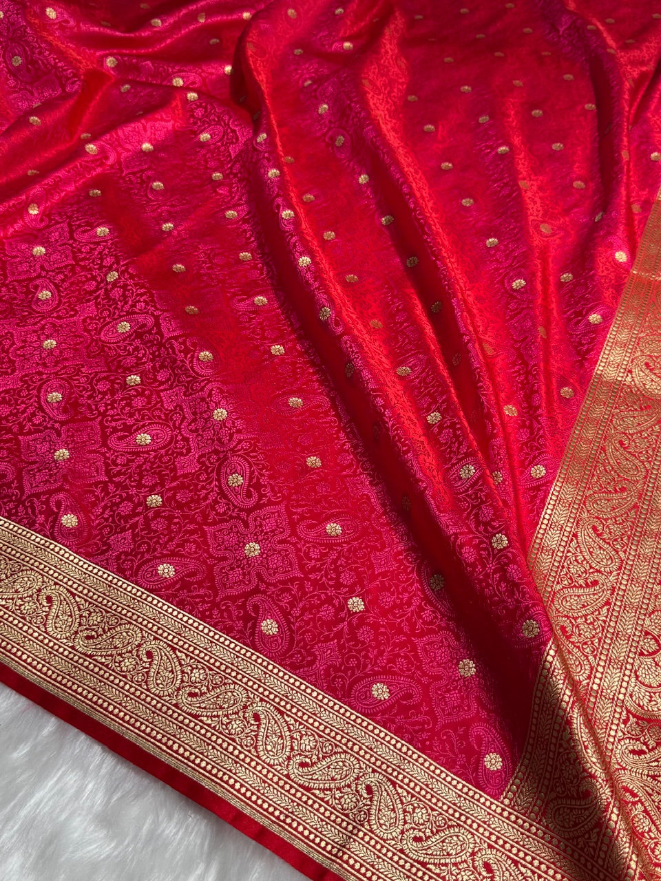 Redish Pink Tanchoi Booti Katan Silk Saree SKTM-08