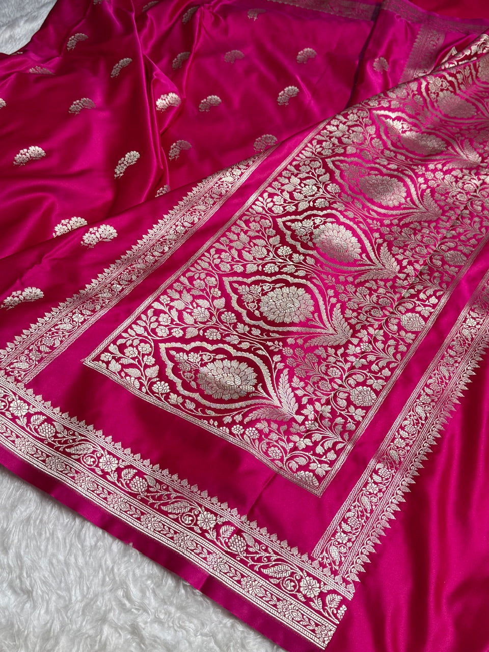 Reddish Pink Floral Boota Mashru Silk Saree