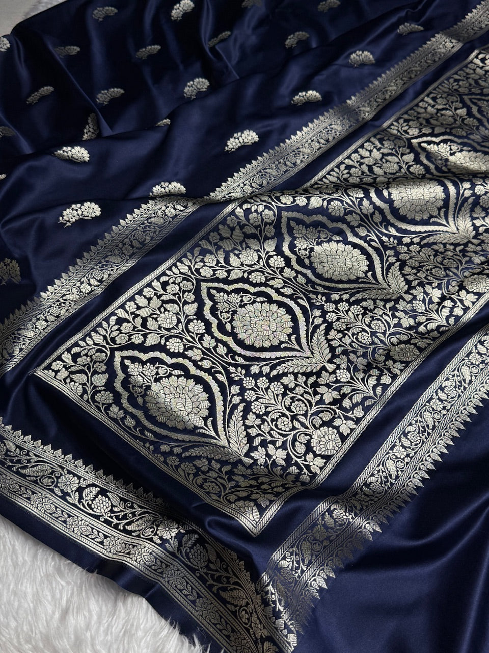 Navy Blue Floral Boota Mashru Silk Saree