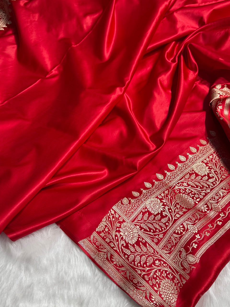 Red Cross & Booti Banarasi Katan Silk Saree SK24