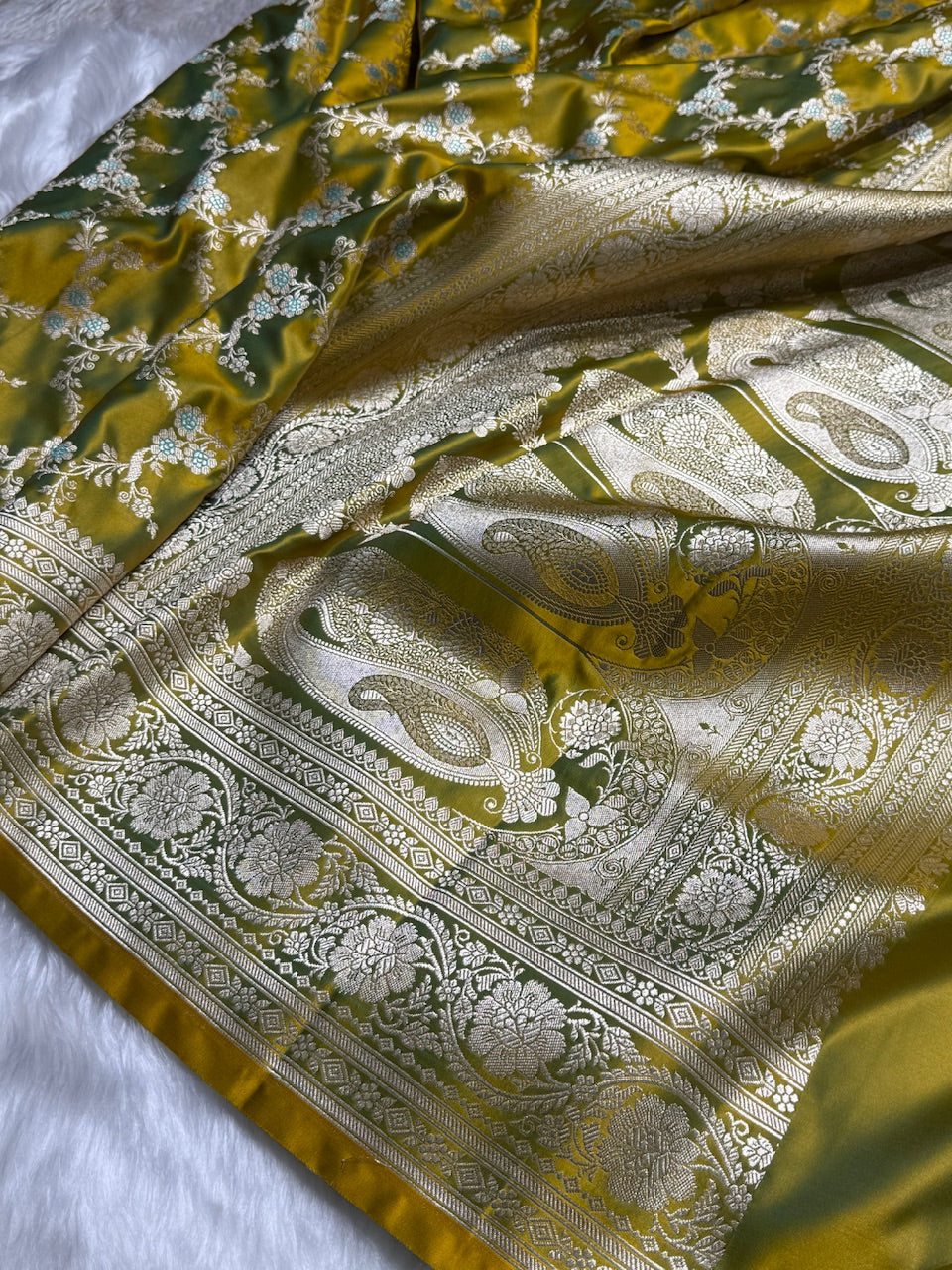 Neon Green Jaal Pattern Mashru Silk Saree