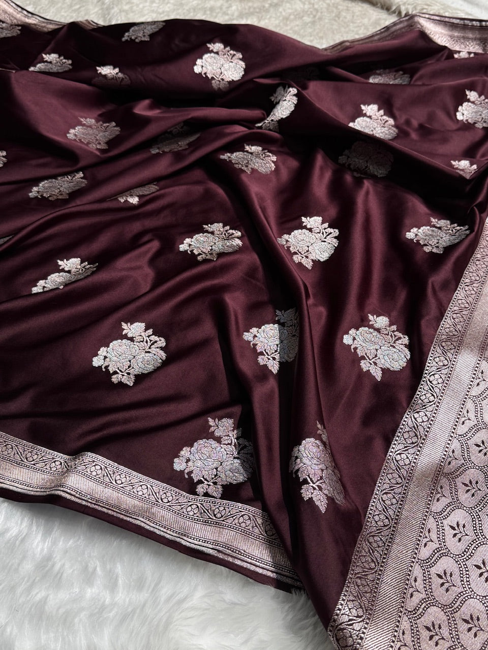 Chocolate Sona Rupa Floral Motif Mashru Silk Saree