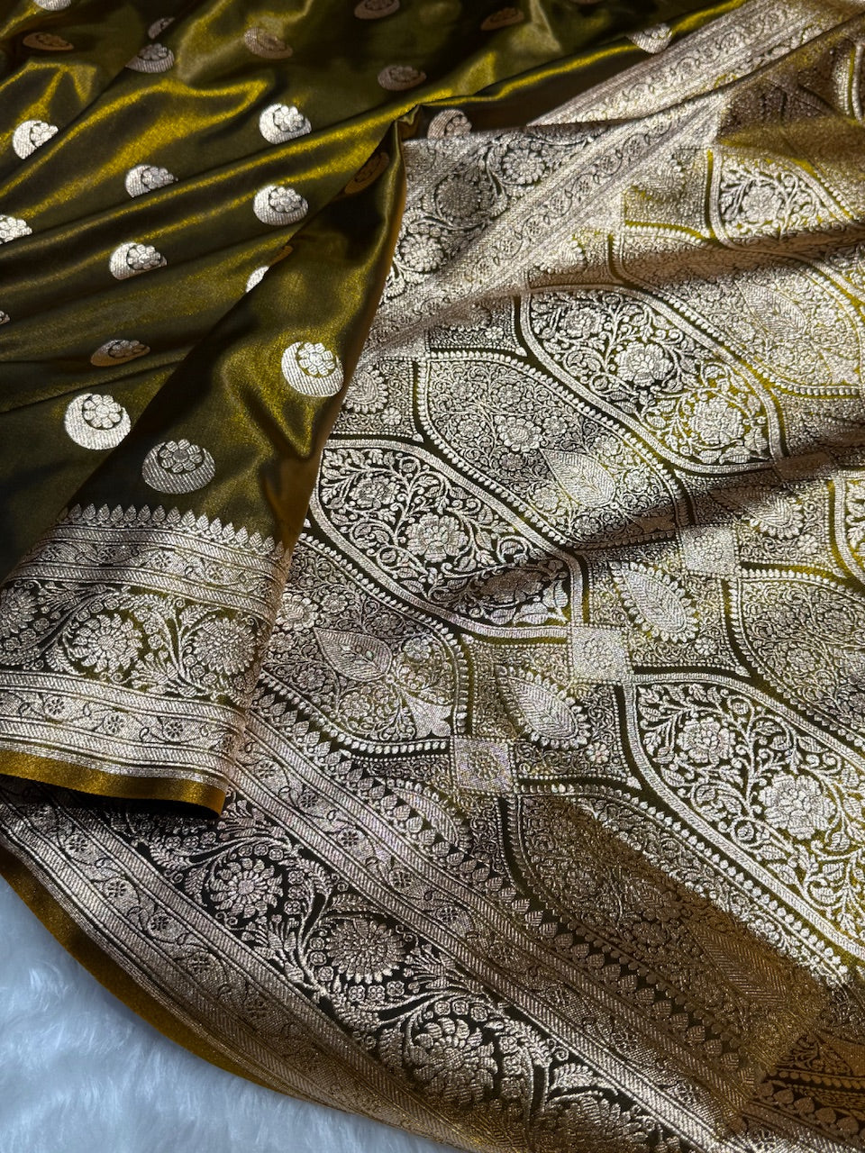 Mehandi Chand Tara Satin Silk Saree SS04