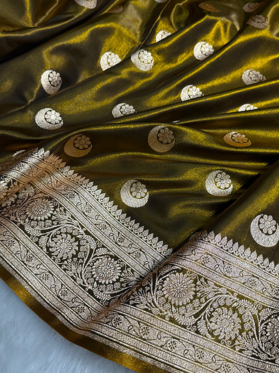 Mehandi Chand Tara Satin Silk Saree SS04