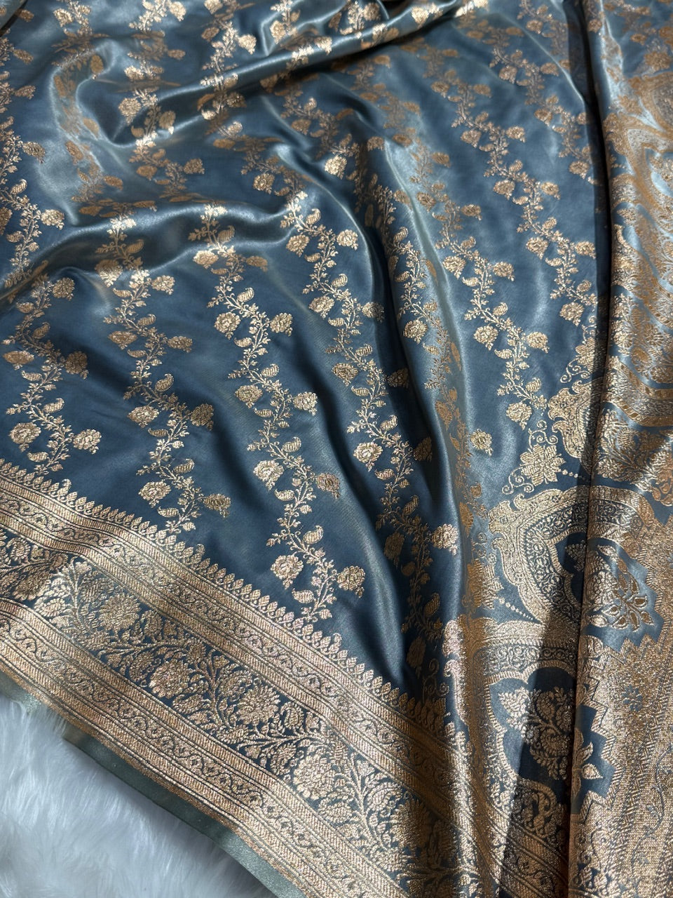 Banarasi Grey Cross Jaal Satin Silk Saree SS11
