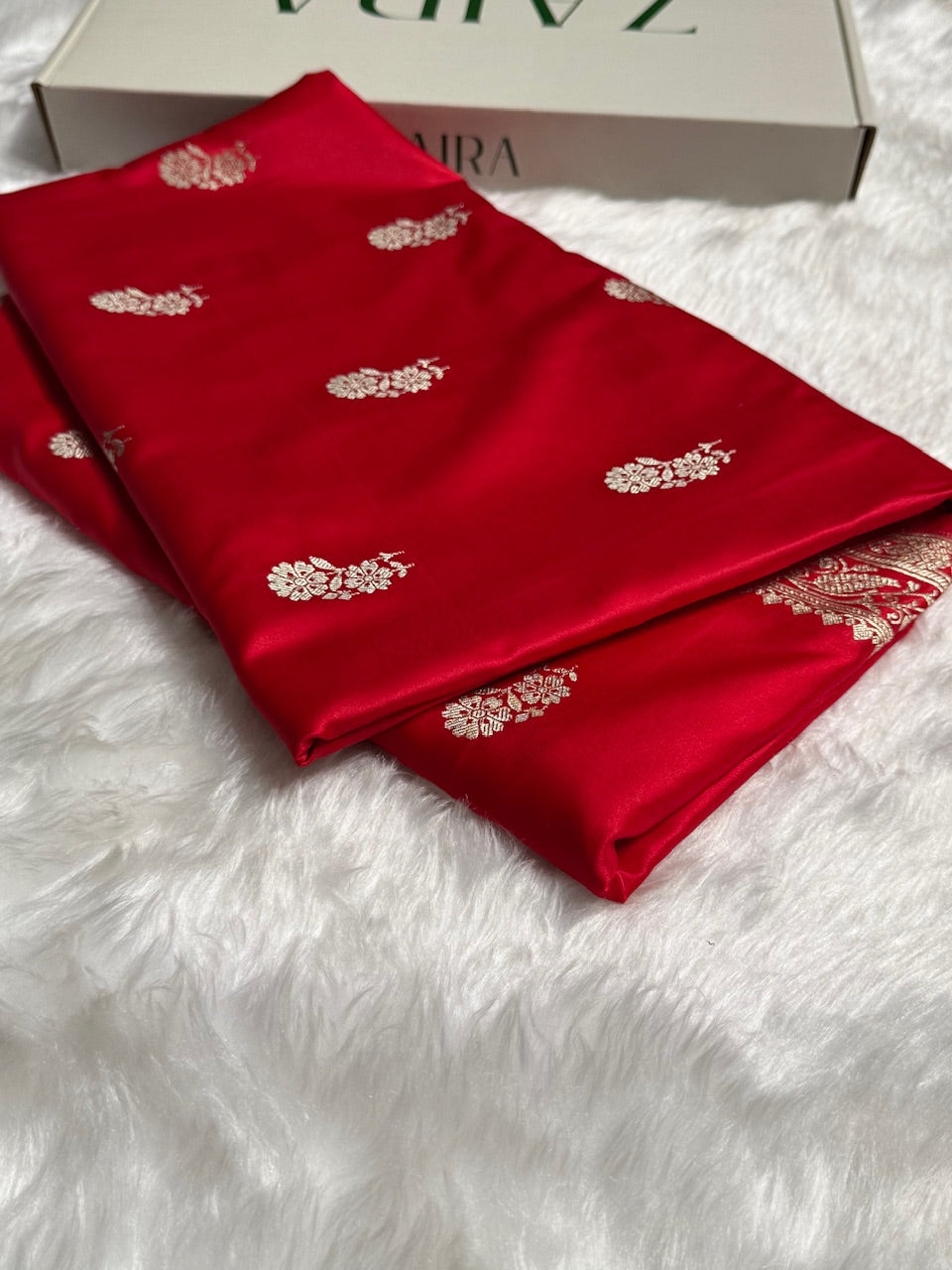 Red Floral Boota Mashru Silk Saree