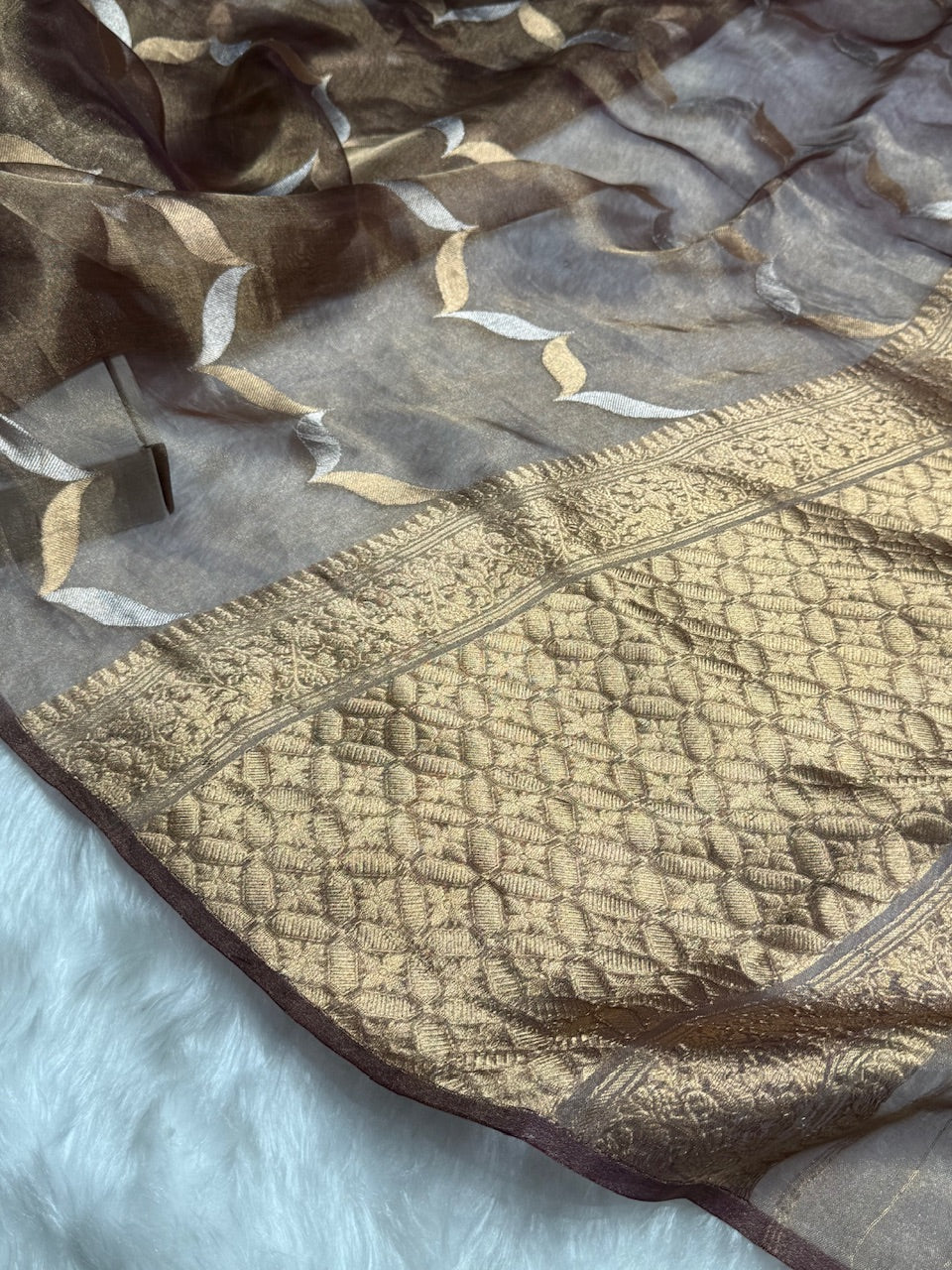 Garnet Floral Shades Pure Tissue Handloom Silk Saree PT-24